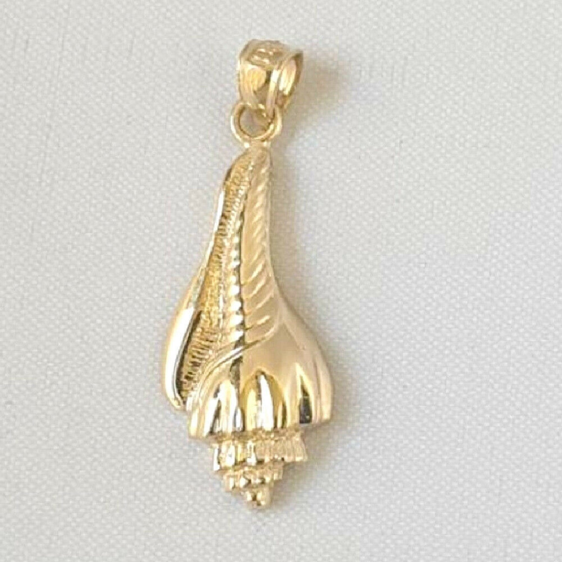 14K Yellow Gold Conch Shell Pendant