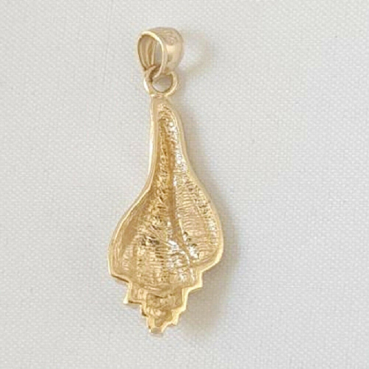 14K Yellow Gold Conch Shell Pendant