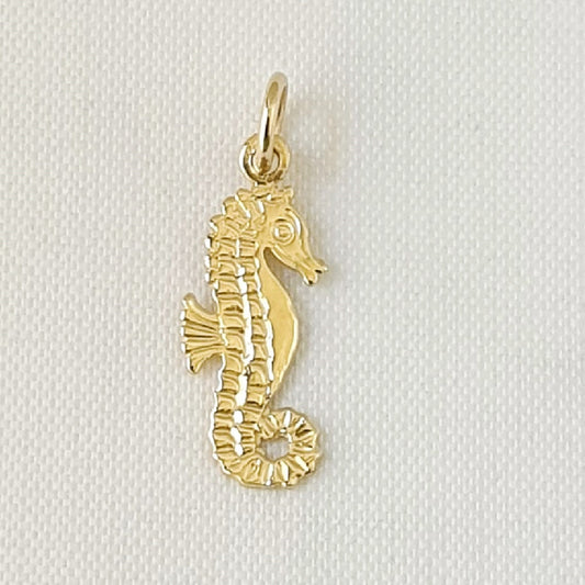 14K Yellow Gold Small Seahorse Charm