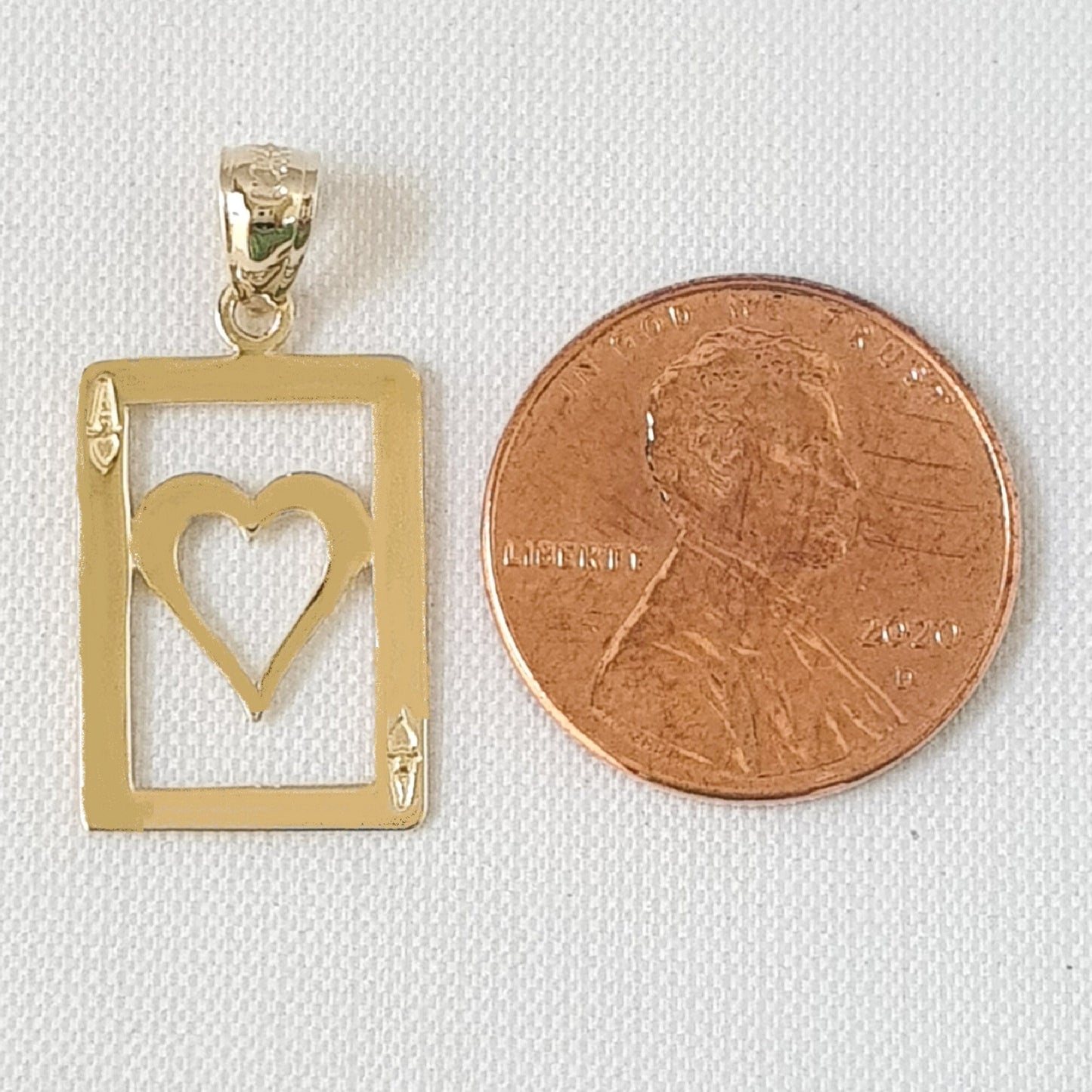 14K Yellow Gold Ace of Heart Playing Cards Pendant
