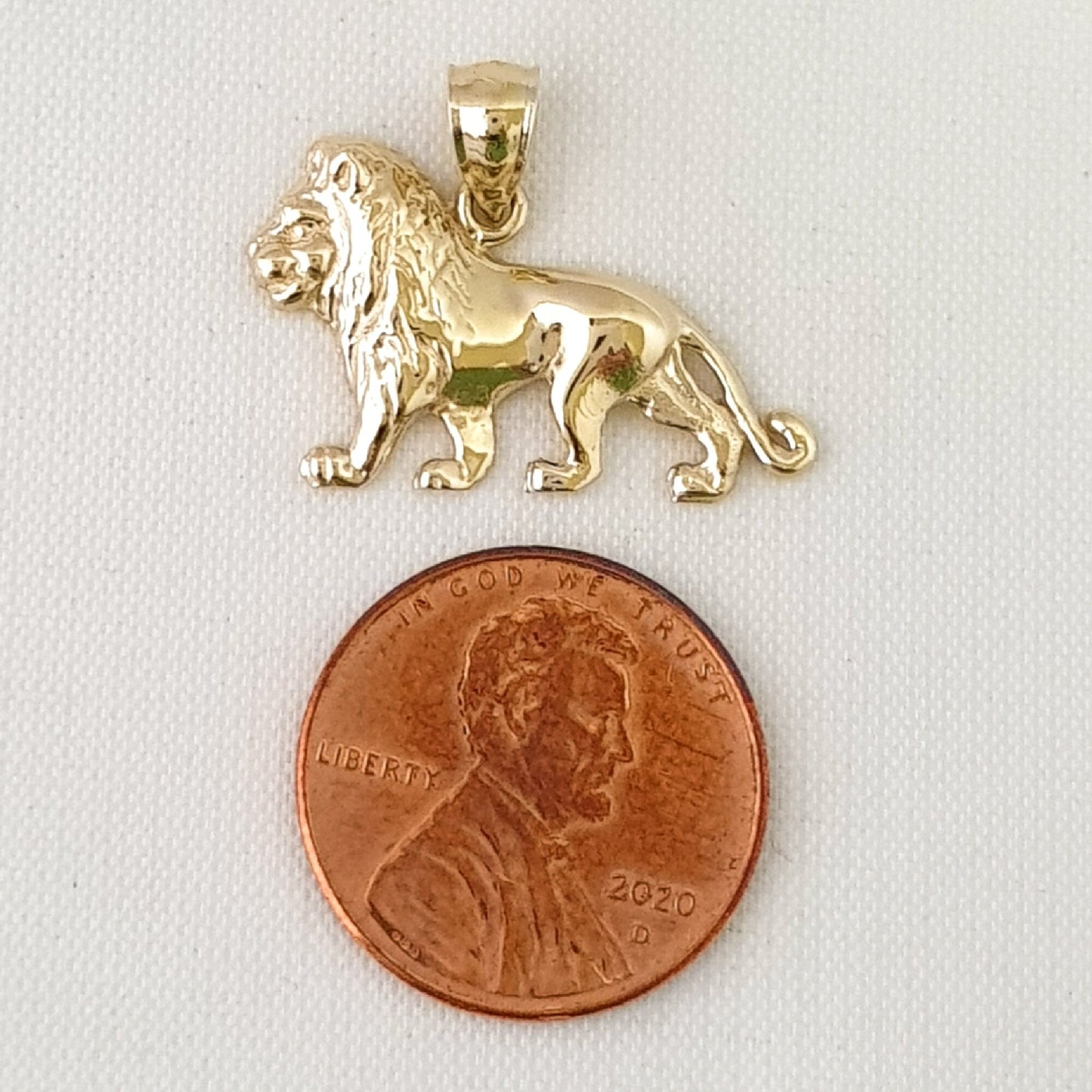 14K Yellow Gold Lion Pendant