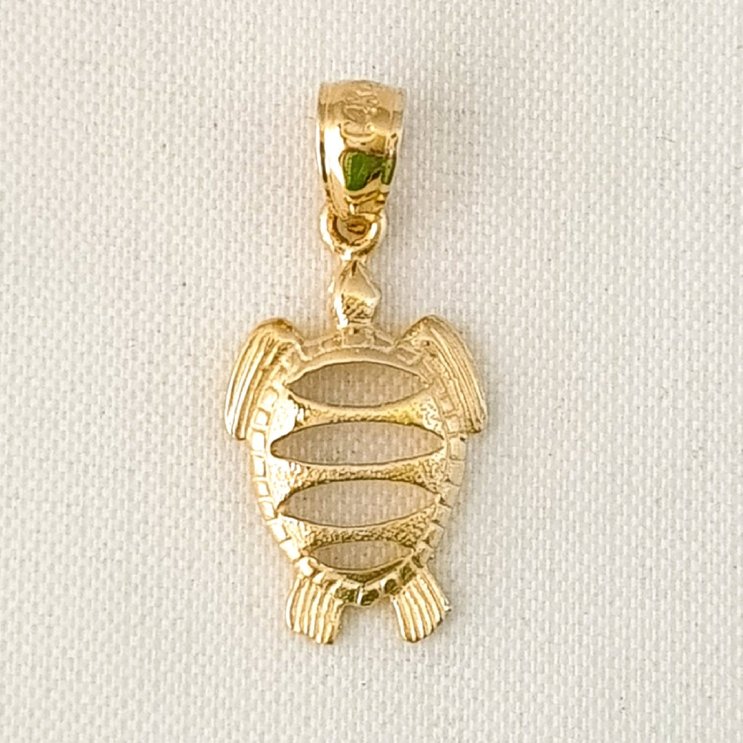 14K Yellow Gold Turtle Pendant