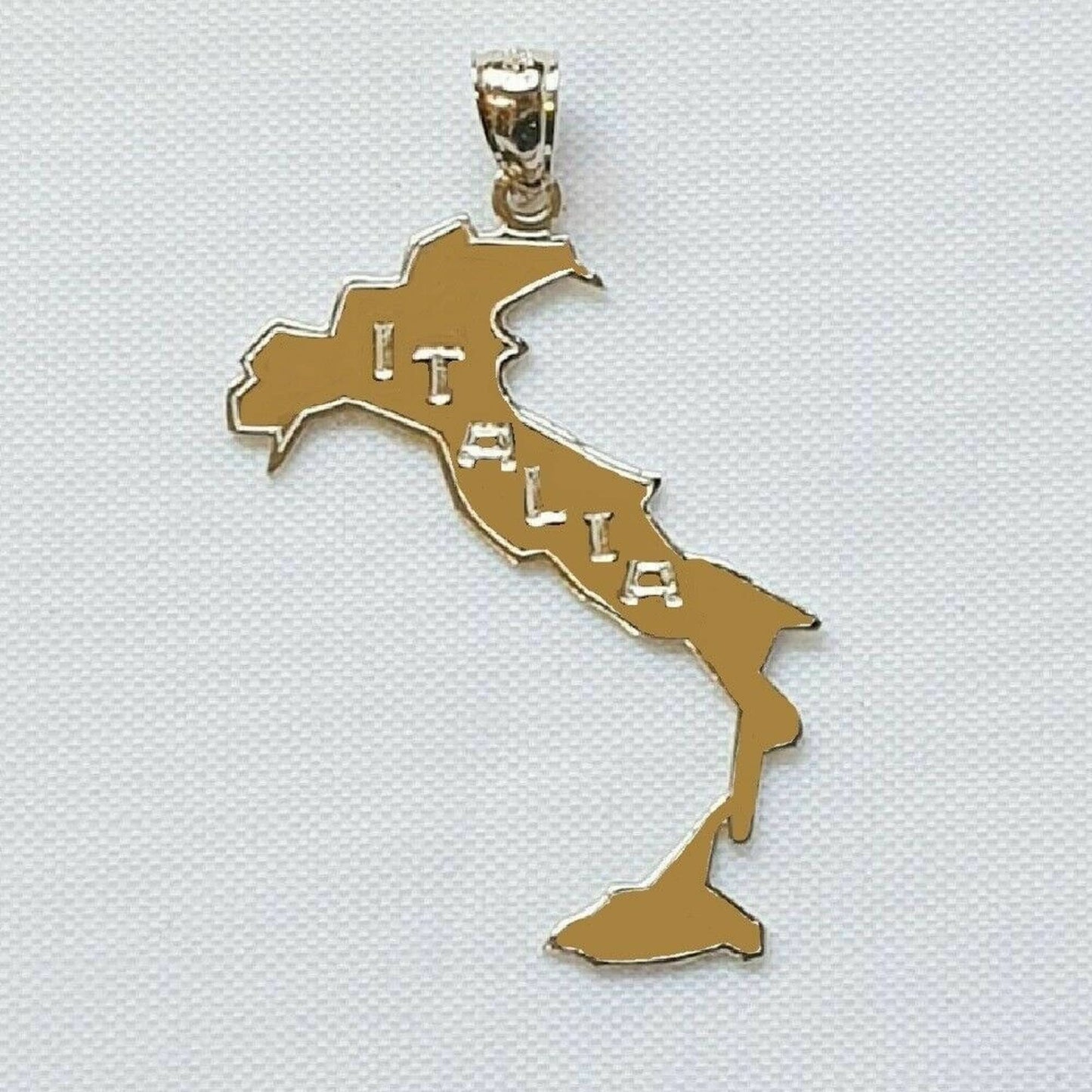 14K Yellow Gold Italy Map Pendant