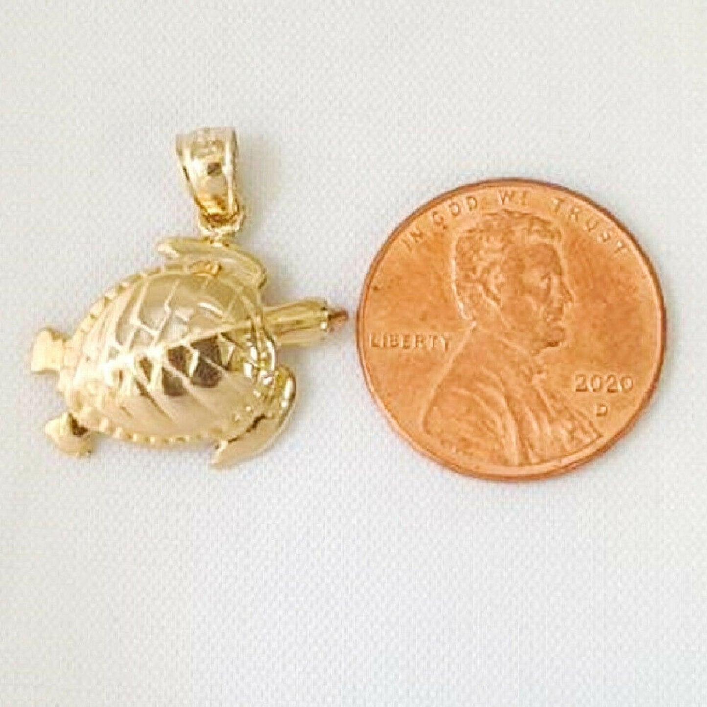 14K Yellow Gold Turtle Pendant