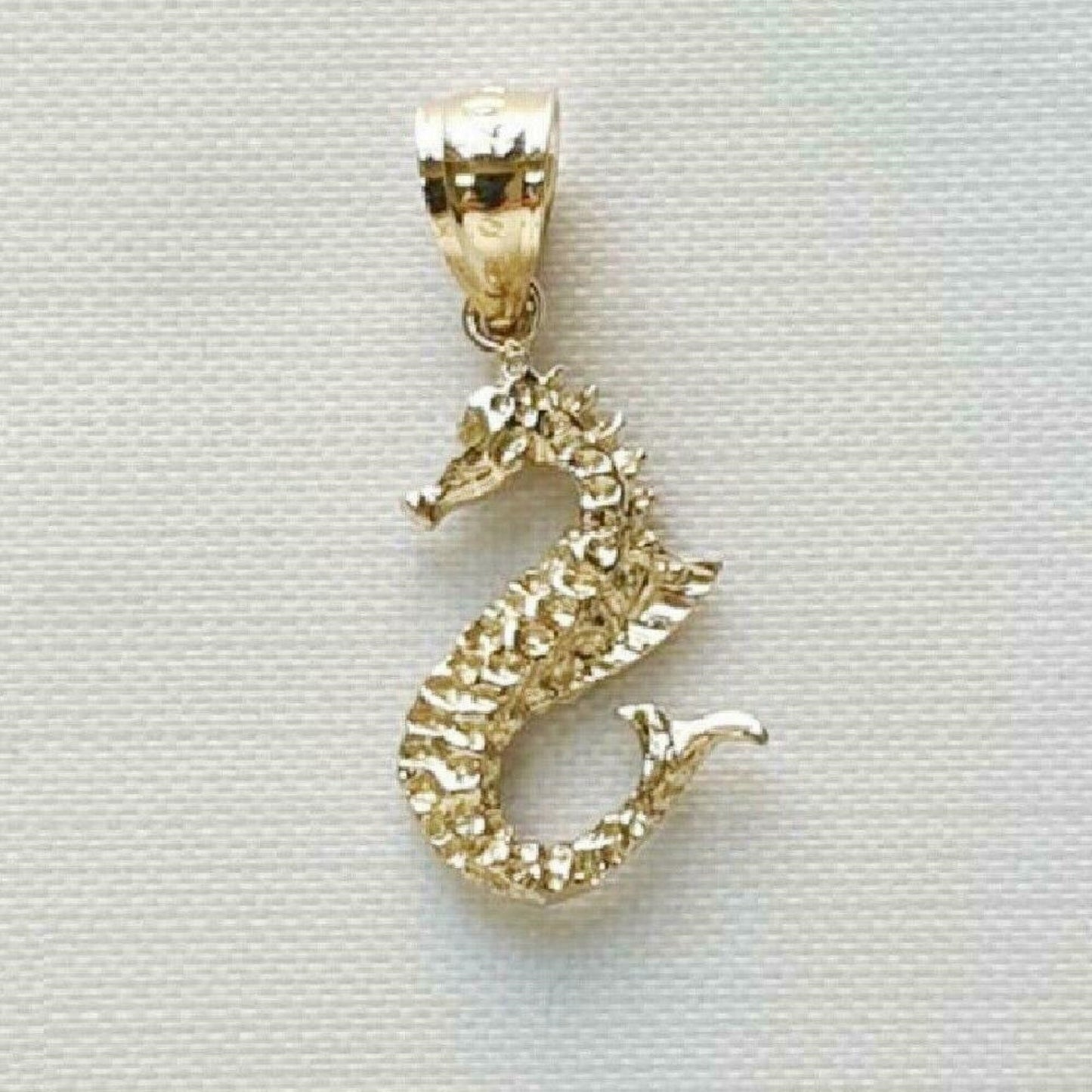 14K Yellow Gold Seahorse 3D (3 Dimensional) Solid Pendant