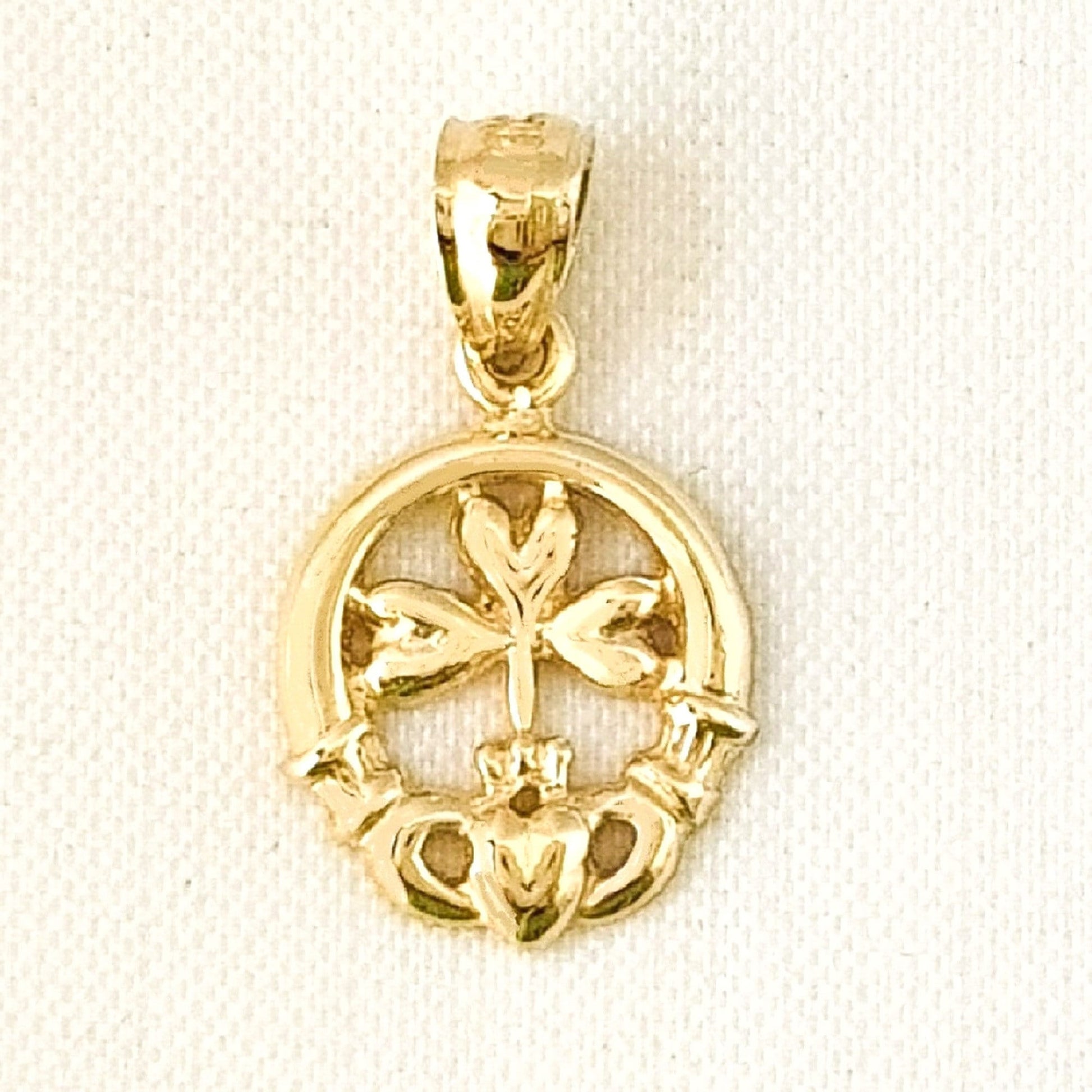 14k Yellow Gold Irish Claddagh Pendant