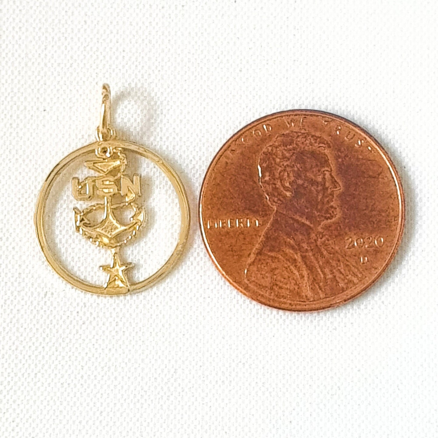 14K Yellow Gold U.S. Navy Anchor Pendant