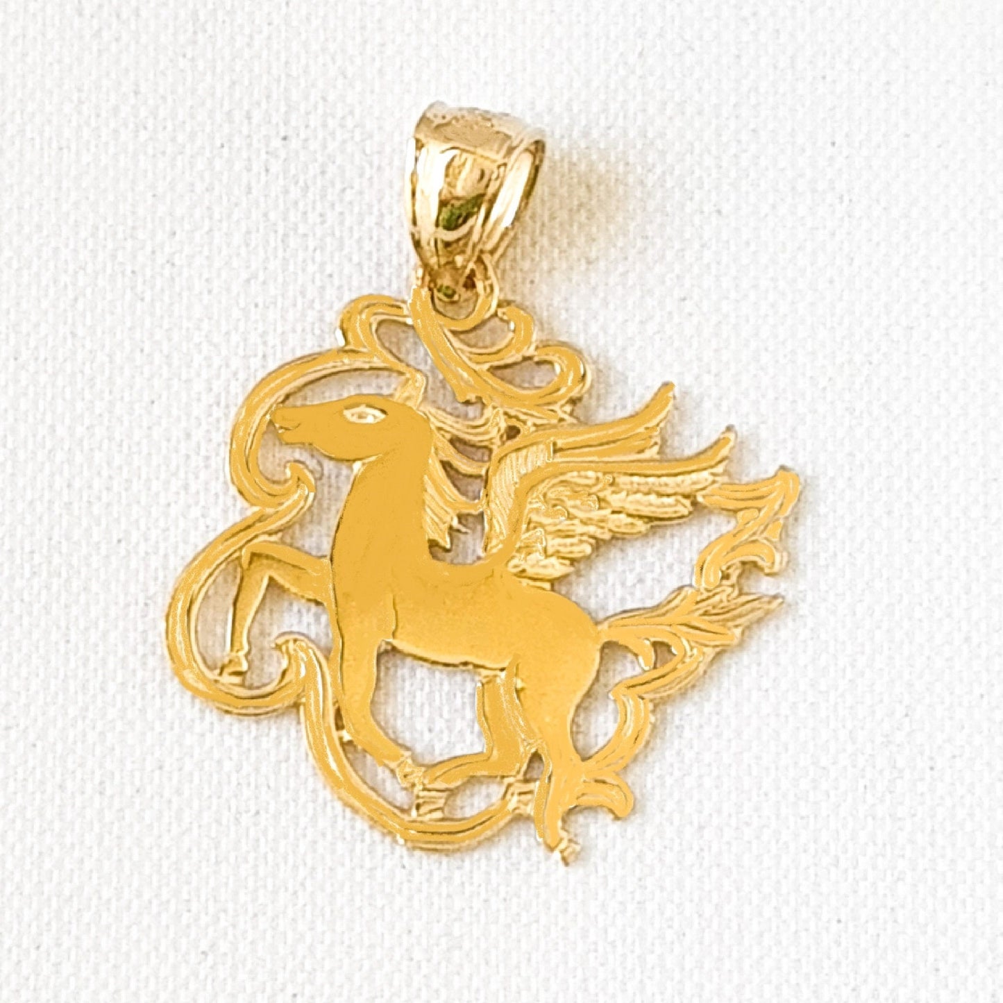 14K Yellow Gold Pegasus Pendant