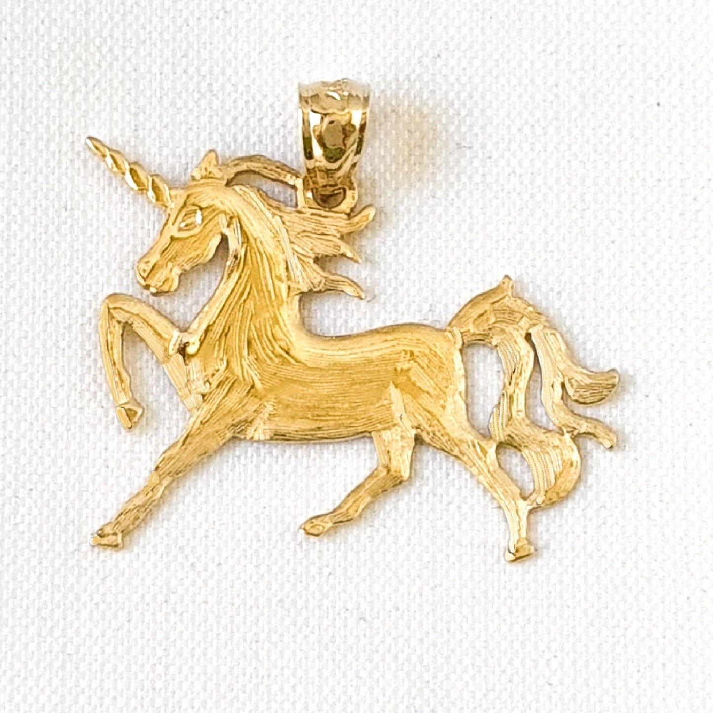14K Yellow Gold Unicorn Horse Pendant