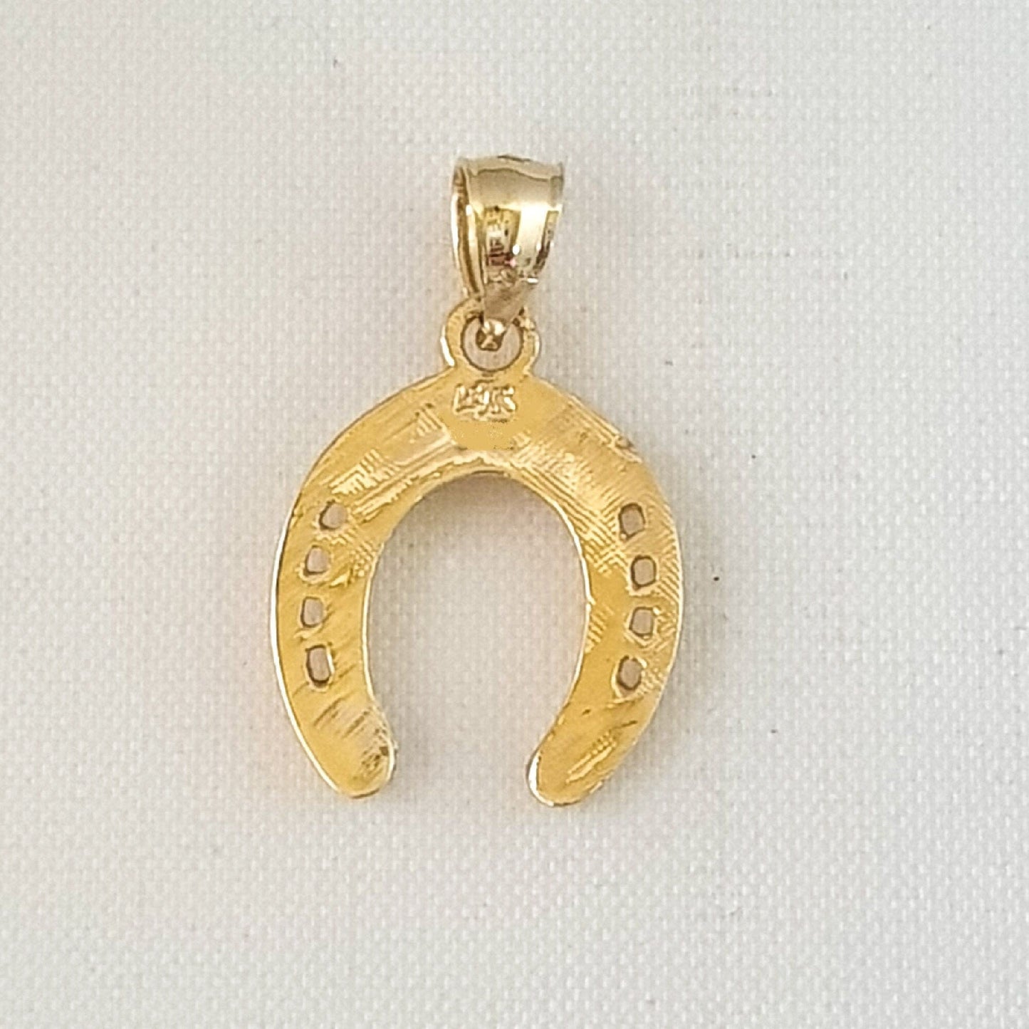 14K Yellow Gold HORSESHOE Pendant