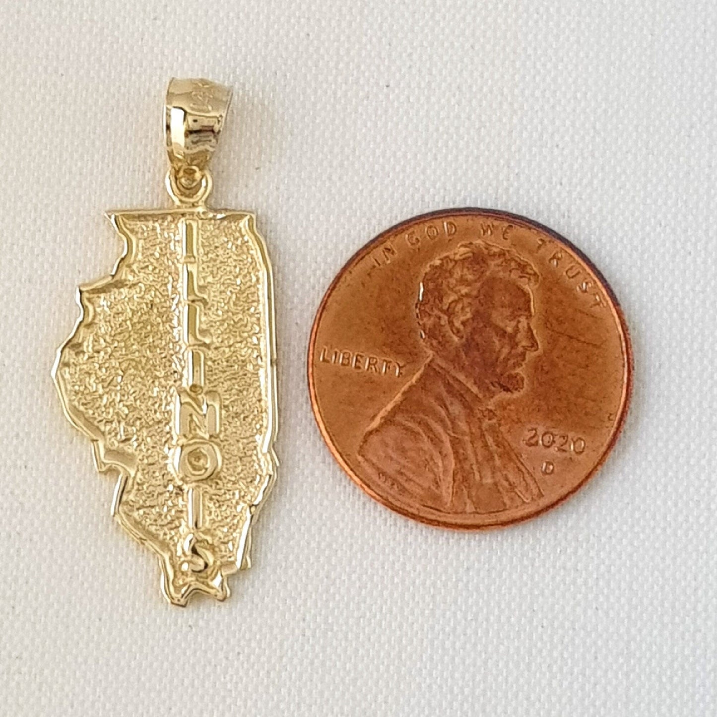 14K Yellow Gold Illinois State Map Pendant