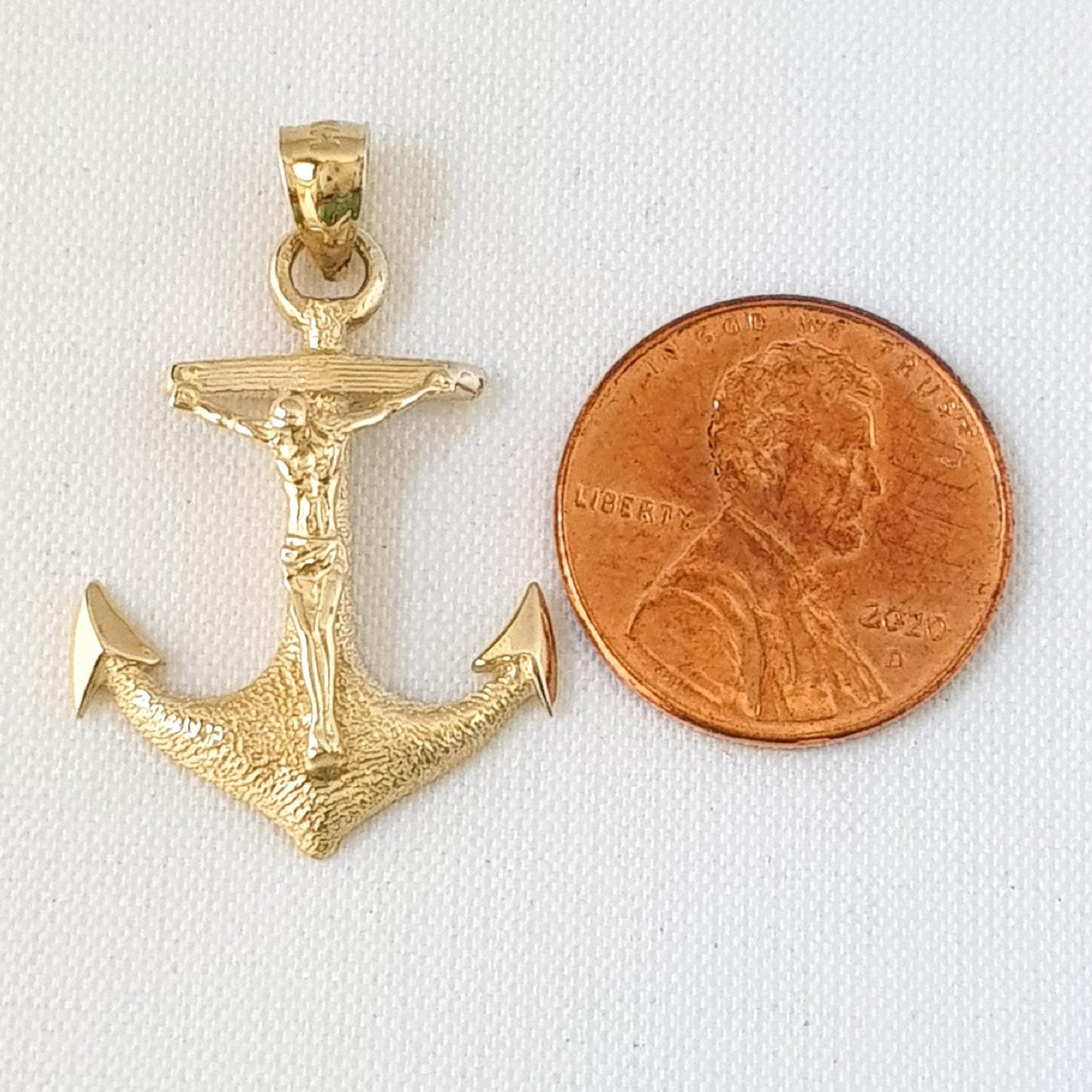 14K Yellow Gold Mariners Crucifix Cross Pendant