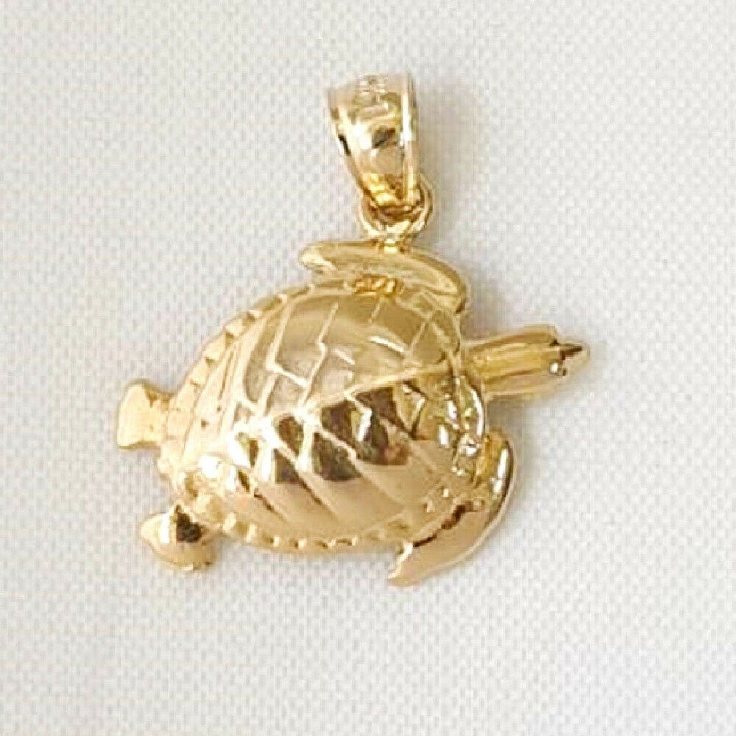 14K Yellow Gold Turtle Pendant