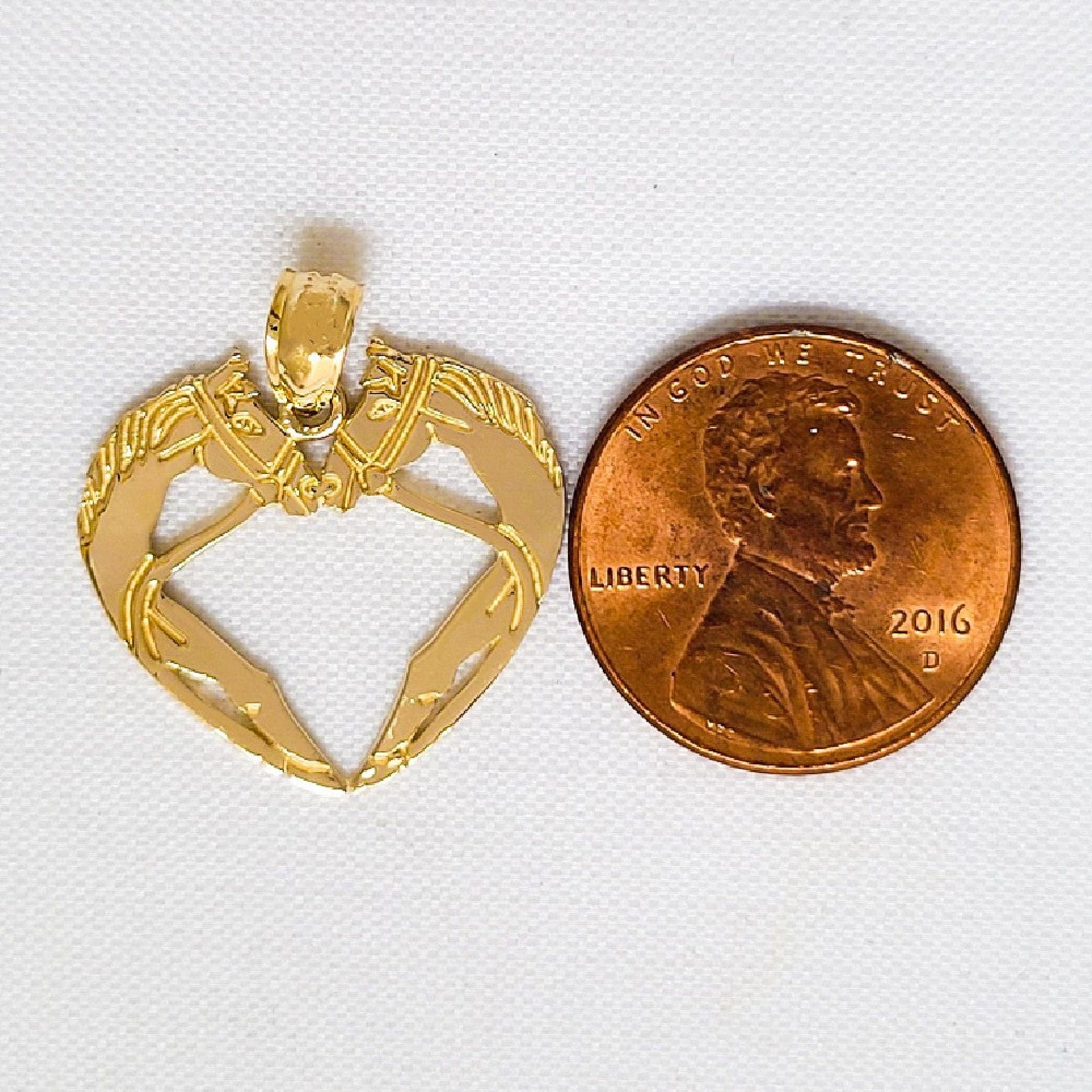 14k Yellow Gold Horses Heart Design Pendant