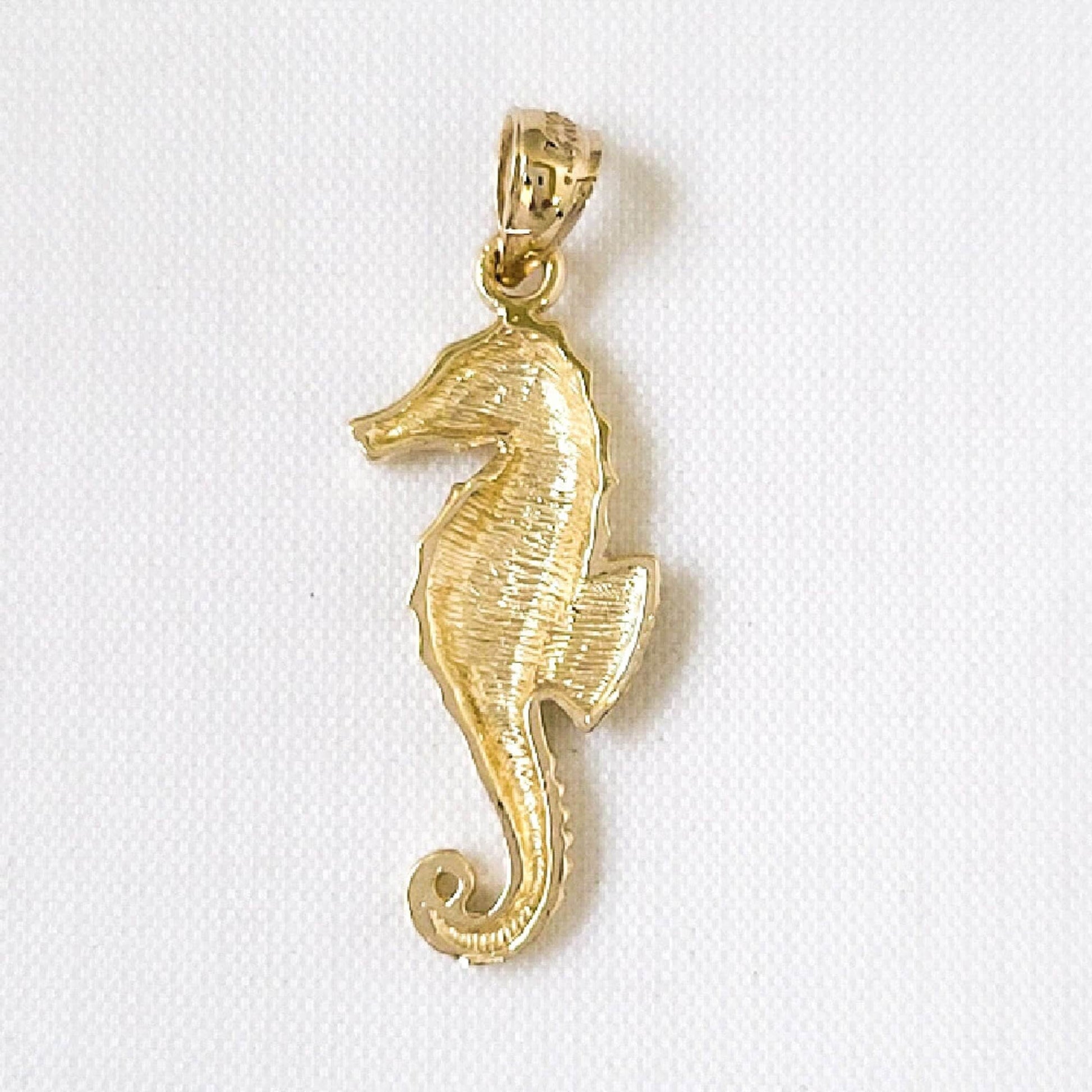 14K Yellow Gold Seahorse Pendant