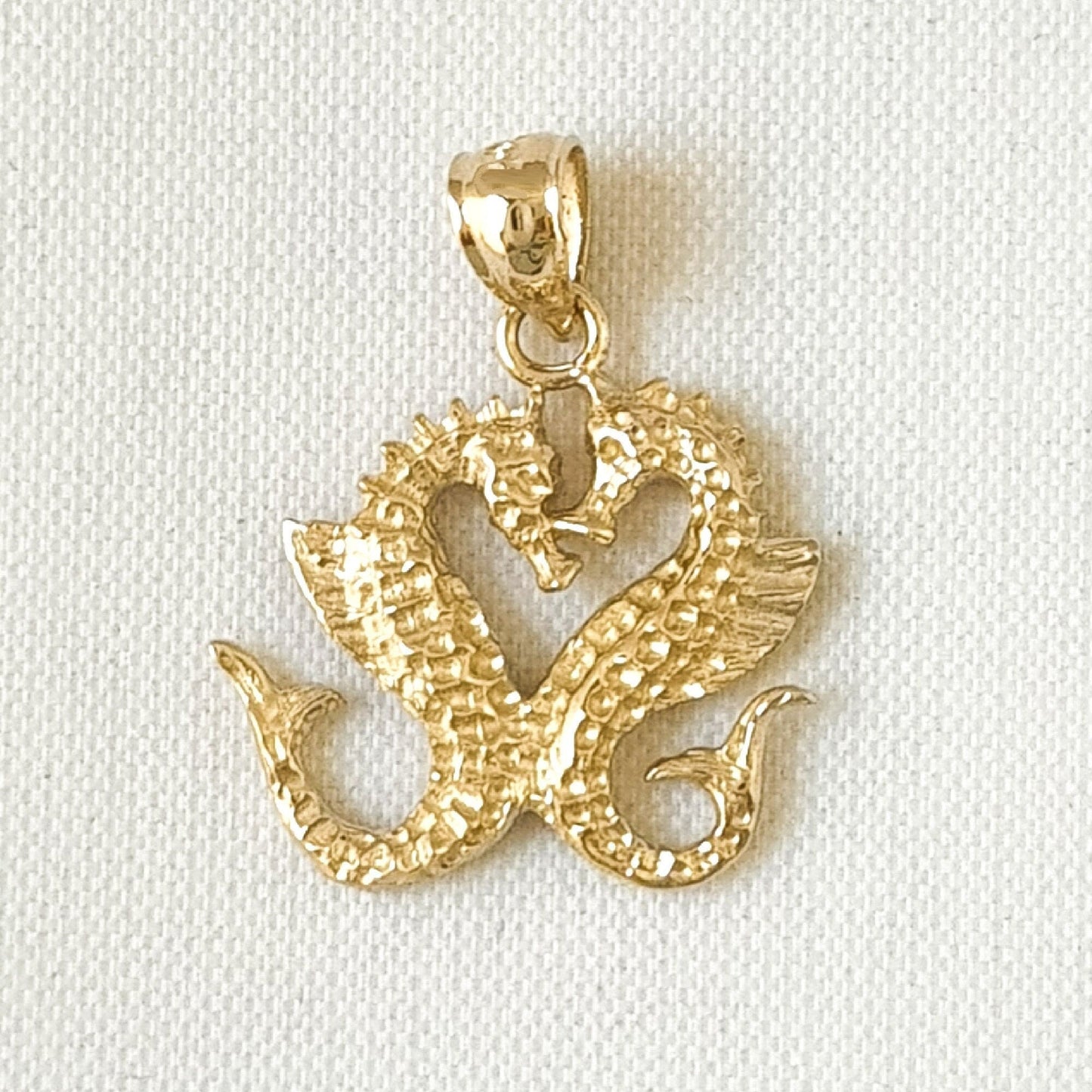 14K Yellow Gold Seahorses 3D (3 Dimensional) Solid Pendant