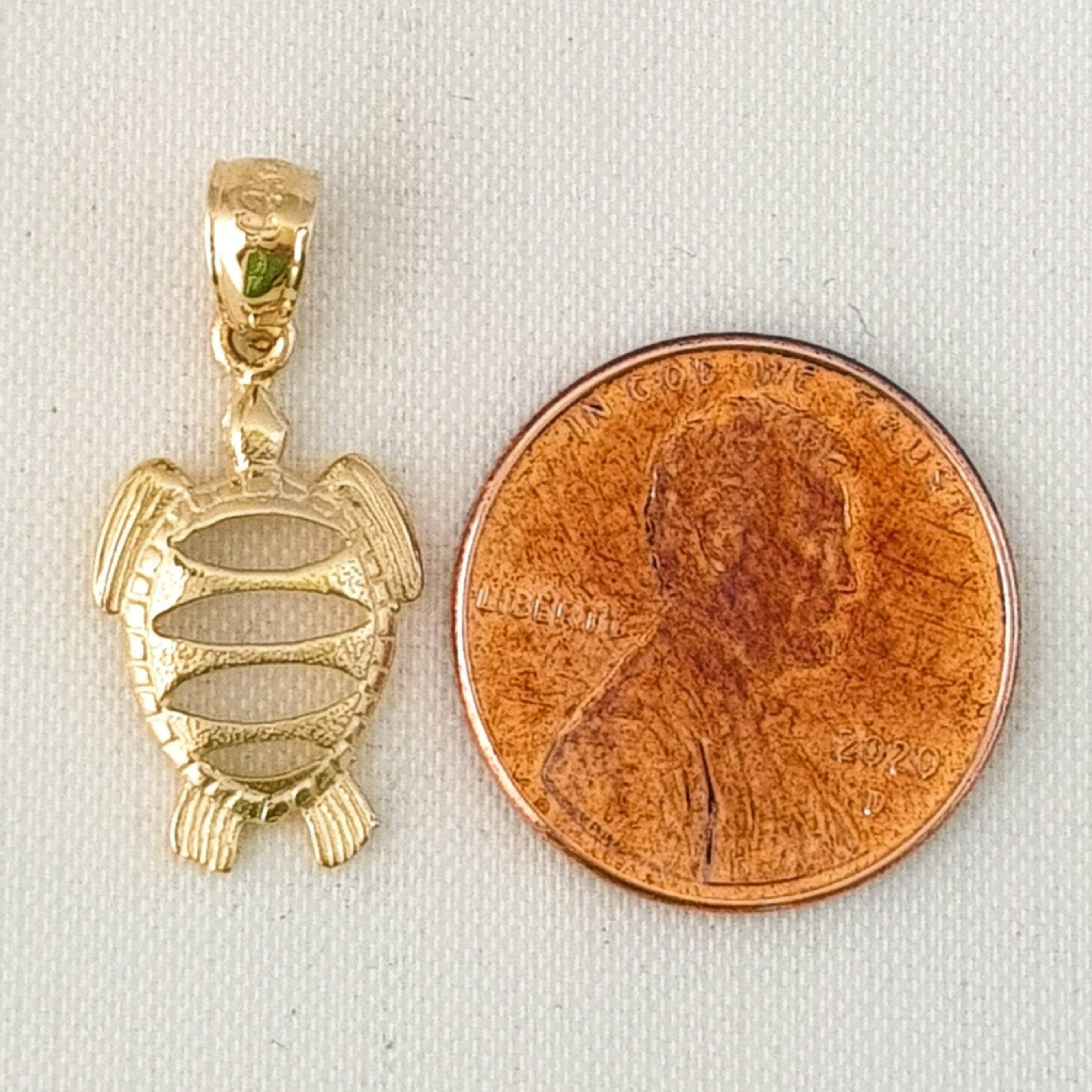 14K Yellow Gold Turtle Pendant