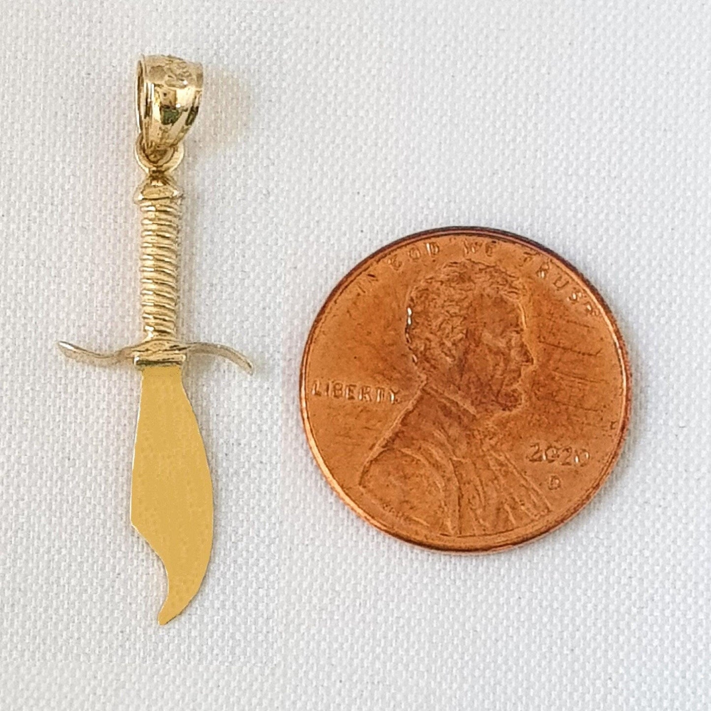 14K Yellow Gold Sword 3D (3 Dimensional) Pendant