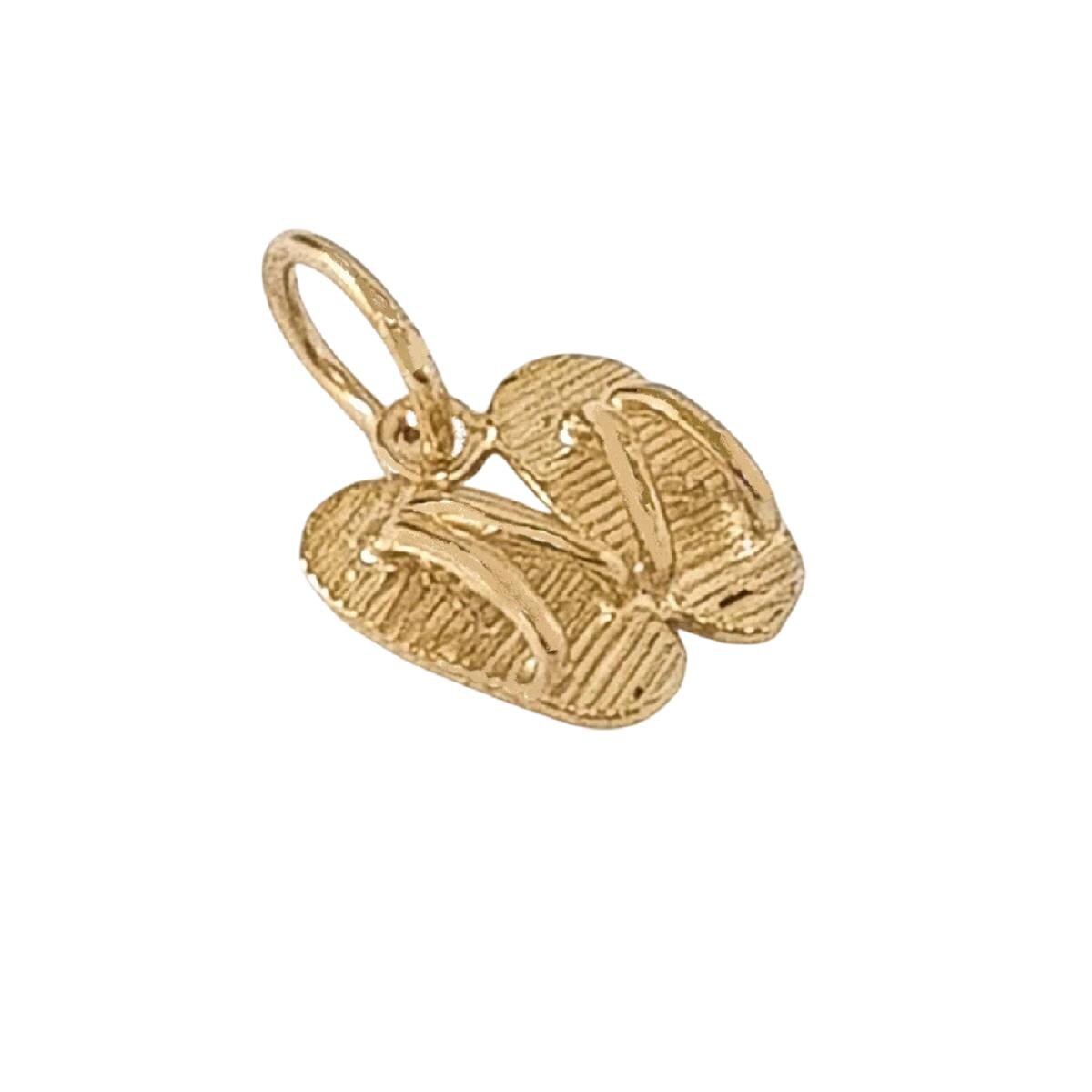 14K Yellow Gold Small Flip Flops 3D Pendant